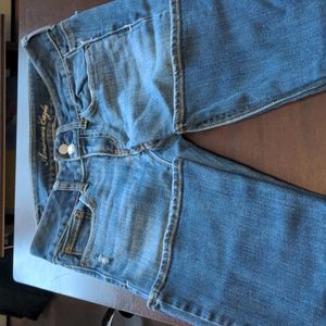 American Eagle Stretch Artist Flare Slightly Distressed jeans size 0 Short